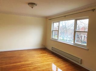 (Undisclosed Address), Whitestone, NY 11357