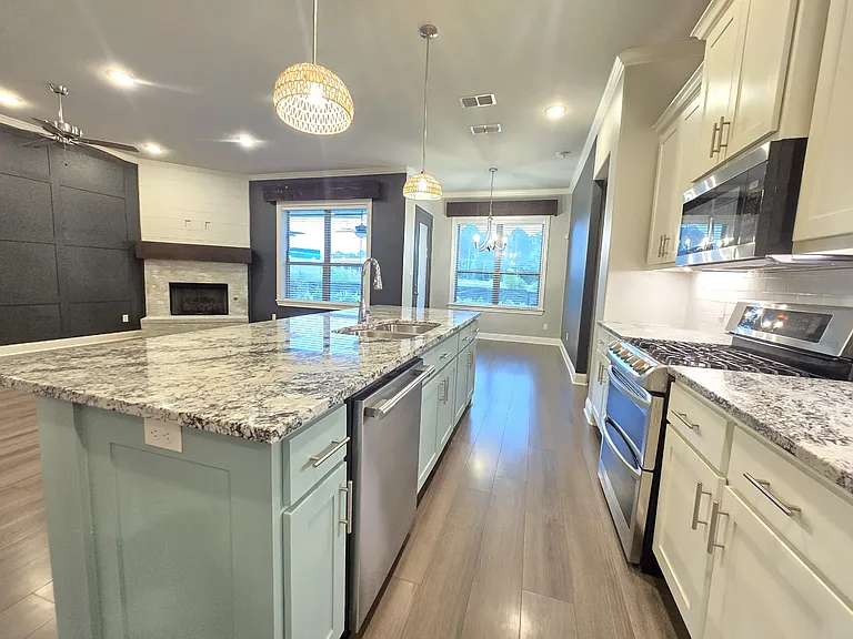 11513 Lindsey Garden Dr — Photo 30
