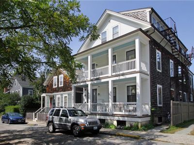 19 Walnut St, Newport, RI, 02840