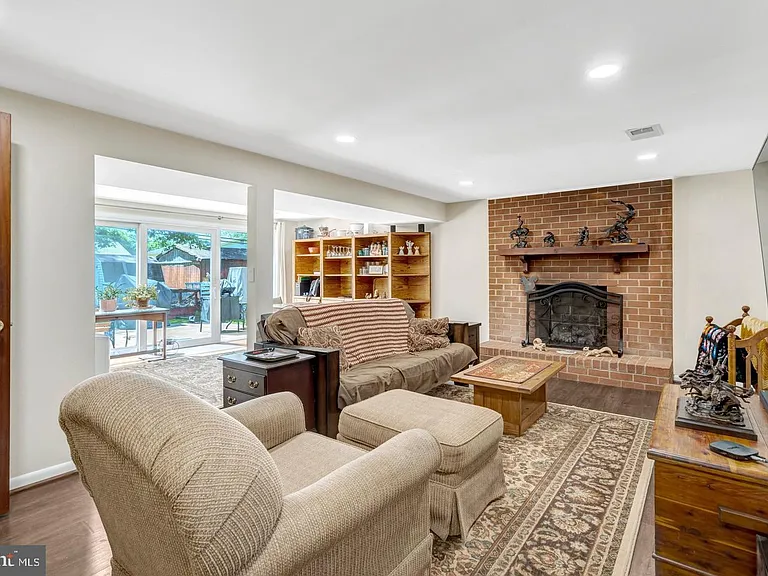 9231 N Landgreen St — Photo 14