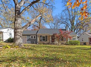 8819 Virginia Ln, Kansas City, MO 64114