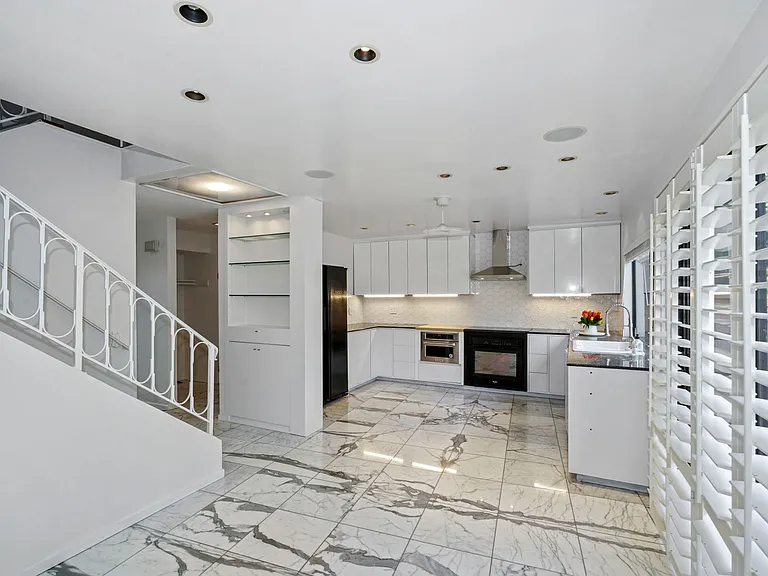 8009 Caminito Gianna — Photo 14