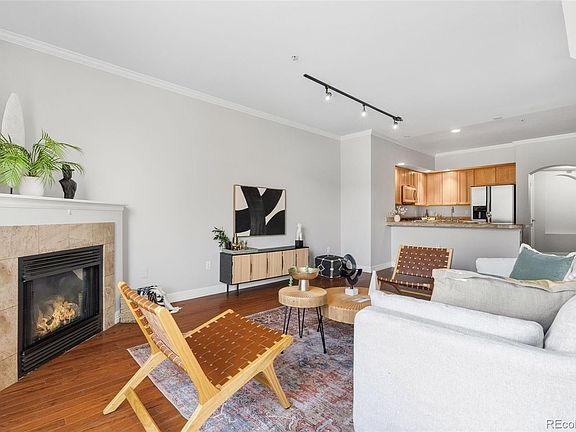 2nd image of 1705 N Gaylord Street #207