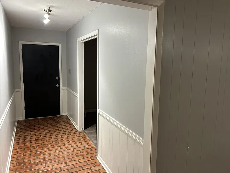 207 Vicksburg St — Photo 12