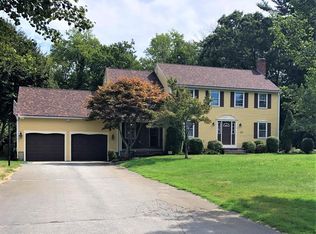 250 Overlook Dr, Raynham, MA 02767