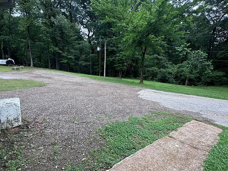 3910 James Rd — Photo 33