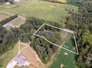 256 Henry Rd, Taylorsville, NC 28681