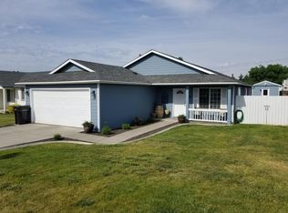 110 N 89th Ave, Yakima, WA 98908