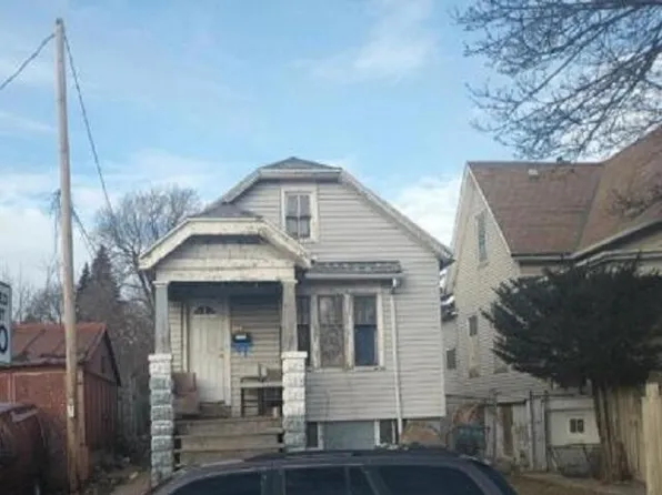 3517 North 8th STREET, Milwaukee, WI 53206