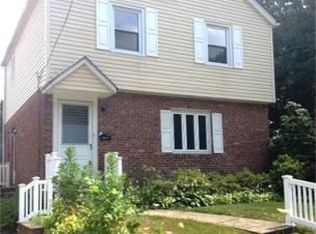 20606 Richland Ave, Hollis Hills, NY 11364