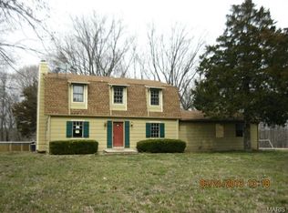 20920 Vinemount Rd, Warrenton, MO 63383