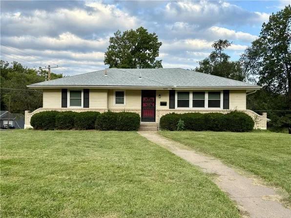 5240 Northern Ave, Raytown, MO 64133