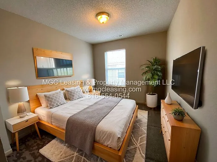 908 Garden Way — Photo 10