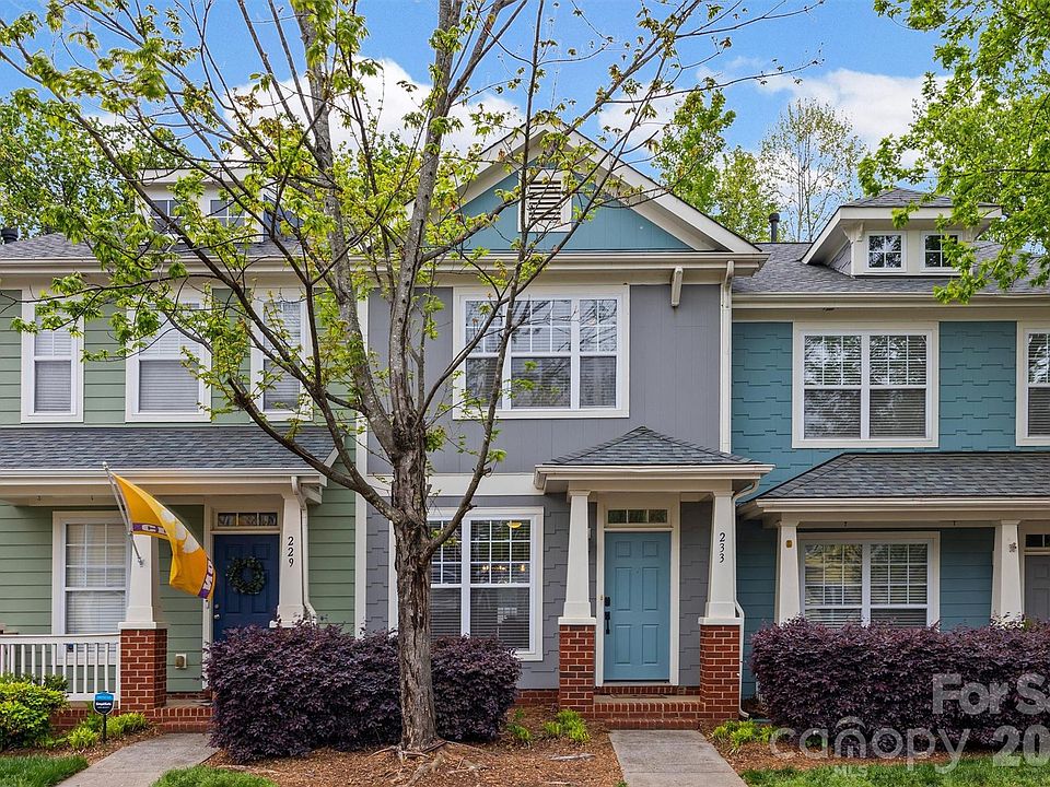 1st image of 233 Hurston Cir
