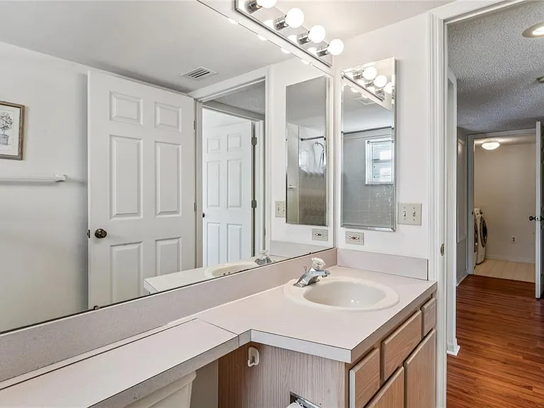 2210 Utopian Dr E #201 — Photo 32