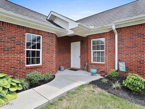4th image of 2261 Lucado Way
