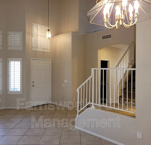 1270 W Flintlock Way — Photo 6