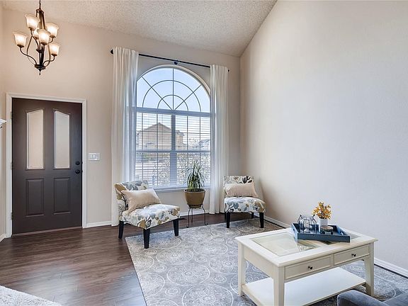 4th image of 2098 Killdeer Ct