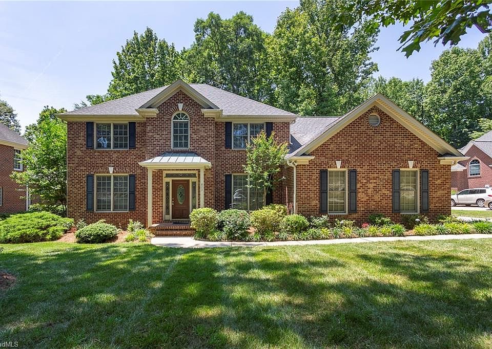 1st image of 803 Glendevon Ct S