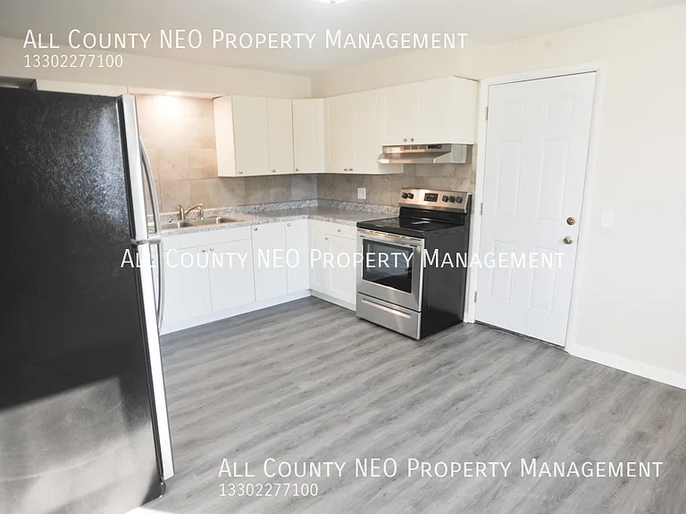 2114 Market Ave N #1 — Photo 12