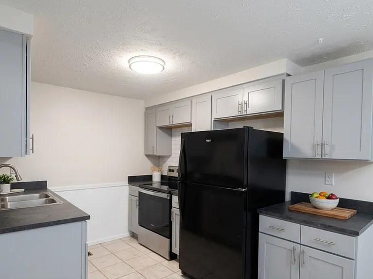 1206-208 Heritage Dr #1208 — Photo 2