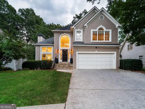5065 Harbour Ridge Dr, Alpharetta, GA 30005