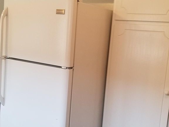 2nd image of 7410 N Harlem Ave APT 2E