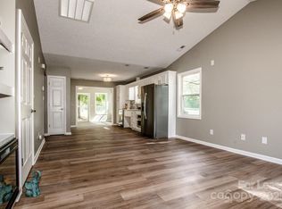 181 Isle Of Pines Rd #181, Mooresville, NC 28117