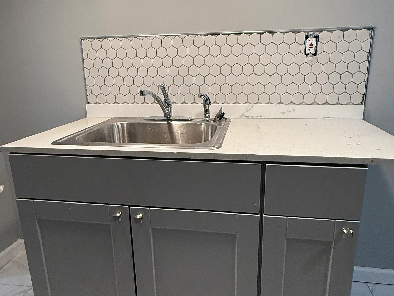 1 bed, 600 sqft, $1,700 — Photo 2