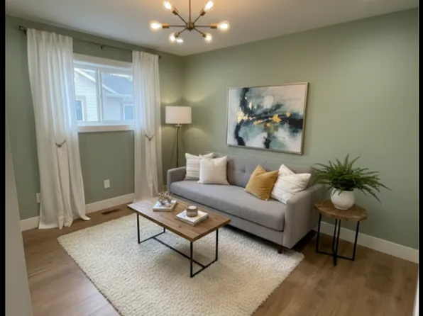 4800 Dundas St #6, Burnaby, BC V5C 1A1