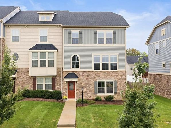 16621 Gossamer Dr