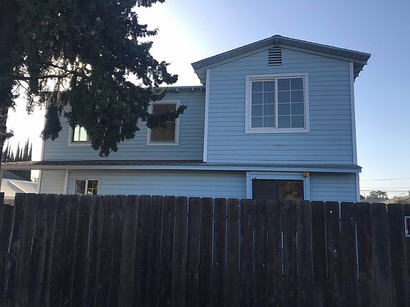 955 S Adelbert Ave - 2nd hm