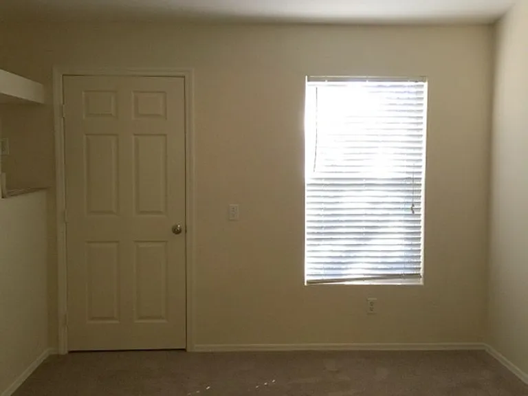36232 Misty Oak Dr #7 — Photo 6