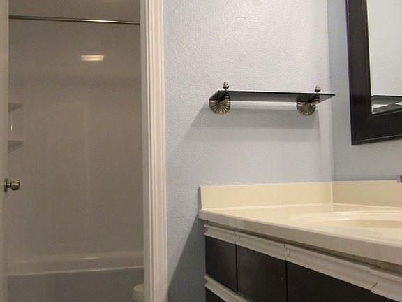 3rd image of 1016 San Gabriel Cir Unit 428
