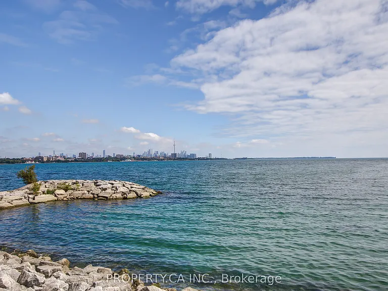 2045 Lake Shore Blvd W #3701 — Photo 33