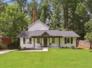 821 Larry Ln, Decatur, GA 30033