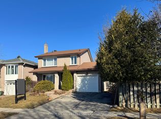 840 Charisma Cres, Oshawa, ON L1J 7S8