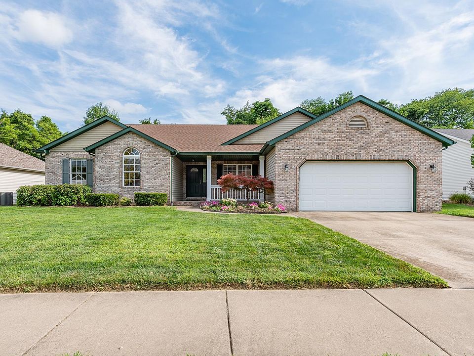 1st image of 56 Annebriar Dr