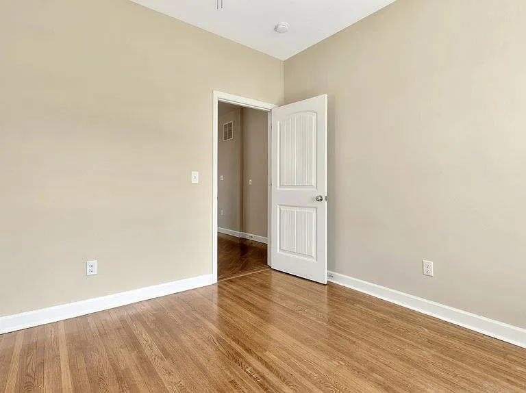 3908 McDonald Ave #1F — Photo 30