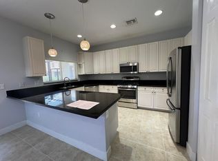 6720 Eagle Ridge Dr, Greenacres, FL 33413