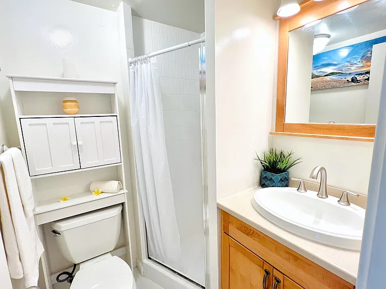 225 Queen St #119G — Photo 3
