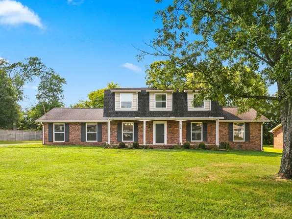 104 Highlander Dr, Hendersonville, TN 37075