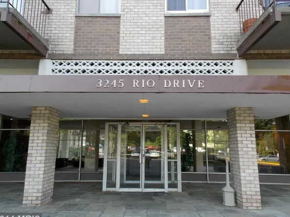 3245 Rio Dr APT 806, Falls Church, VA 22041