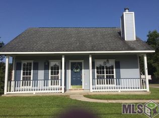 27232 W Lakeside Dr, Denham Springs, LA 70726