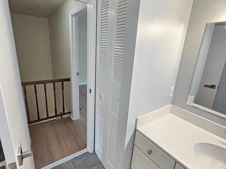 17021 Moss Side Ln — Photo 35