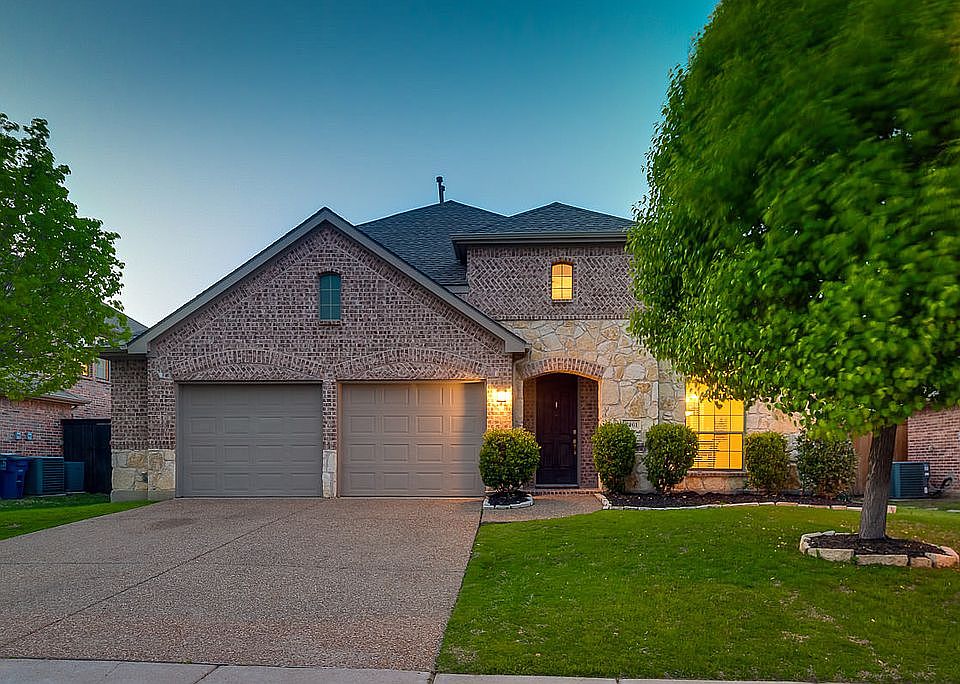 1st image of 2461 Greenbrook Dr