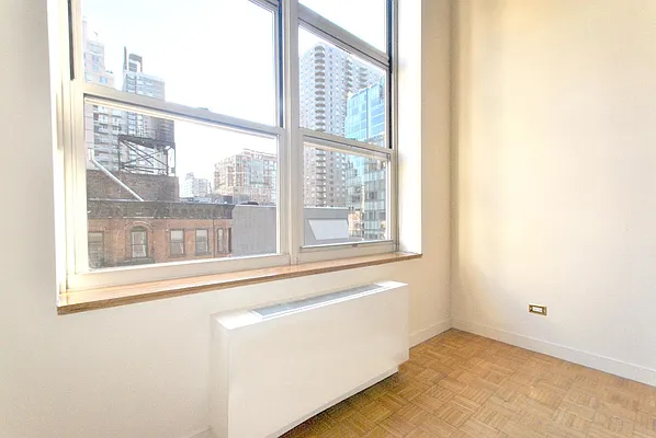 Sold by Real Direct | media 34