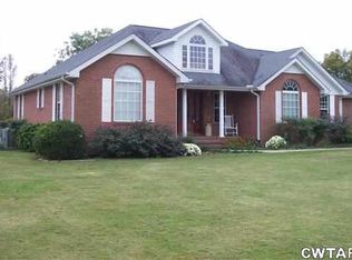 221 Channing Cv, Lexington, TN 38351