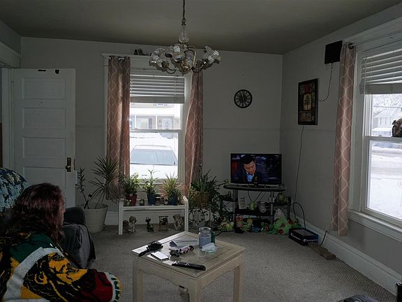 3rd image of 1508 4th Ave