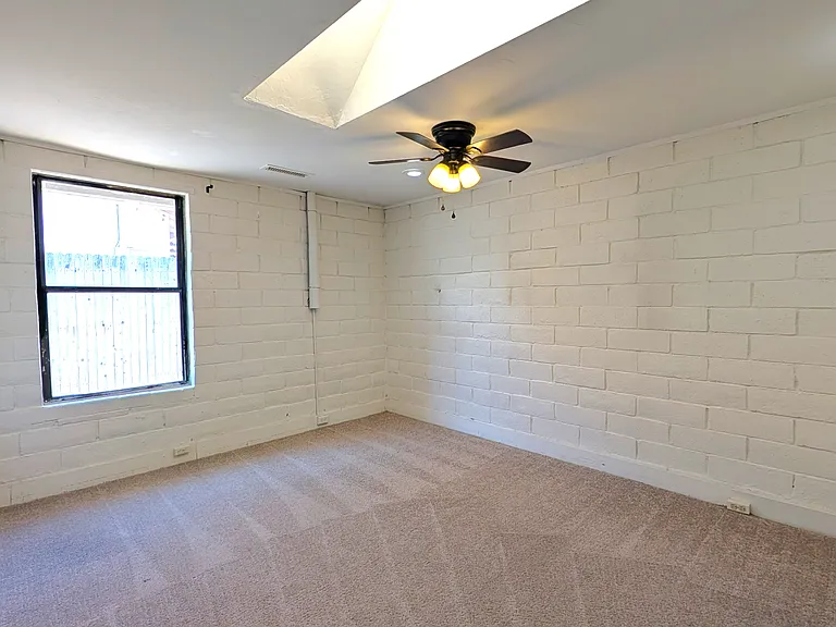 1514 N Elaine Way — Photo 31
